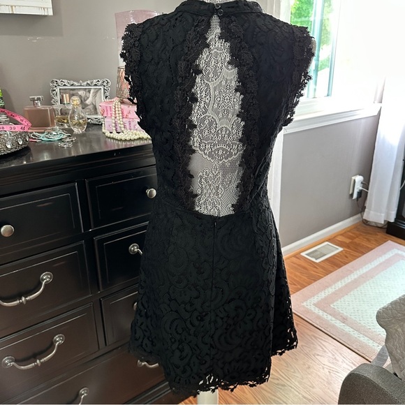 Francesca’s Black Lace Sleeveless Fit & Flare Dress Mini Dress Size Large - Picture 5 of 14